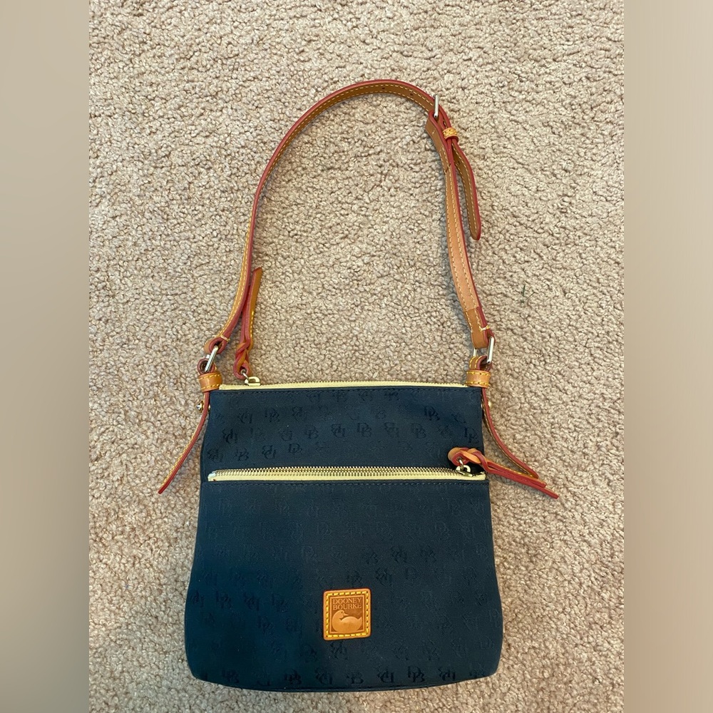 Dooney & Bourke Messenger Bag